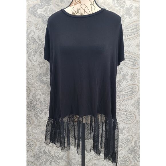 Torrid black top with swiss dot lace bottom trim top Size 2XL witchy goth emo - Picture 1 of 7